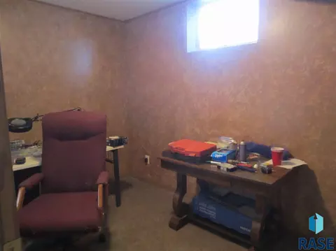 709 W Mcclellan St, Sioux Falls, SD 57104 photo 14