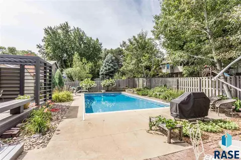 2020 Elizabeth Dr, Sioux Falls, SD 57103 photo 31