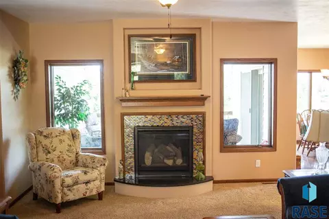 6233 S Tomar Rd, Sioux Falls, SD 57108 photo 6