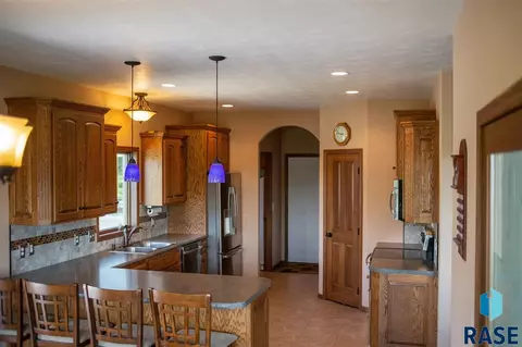 6233 S Tomar Rd, Sioux Falls, SD 57108 photo 13