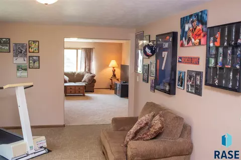 6233 S Tomar Rd, Sioux Falls, SD 57108 photo 28