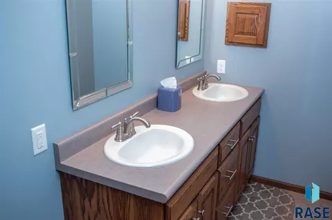 6233 S Tomar Rd, Sioux Falls, SD 57108 photo 31