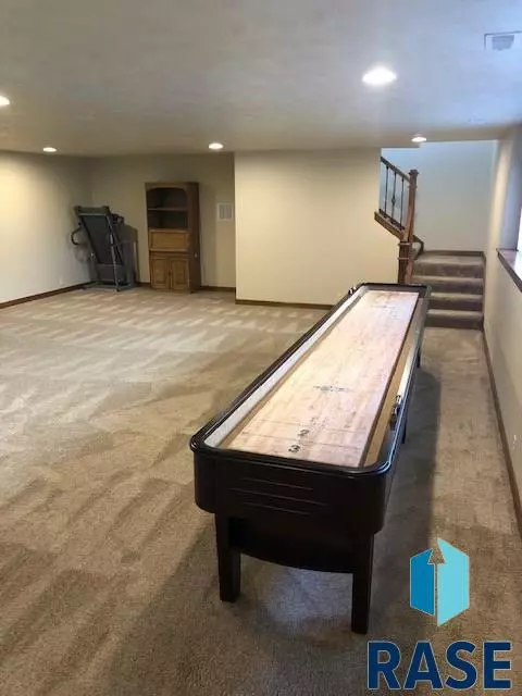 720 E Shadow Creek Ln, Sioux Falls, SD 57108 photo 15