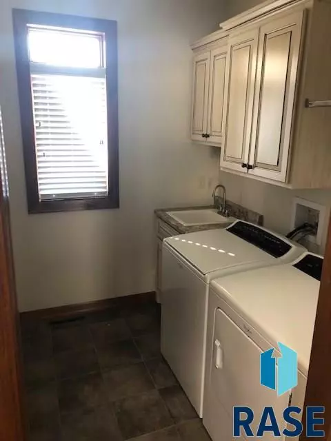 720 E Shadow Creek Ln, Sioux Falls, SD 57108 photo 22