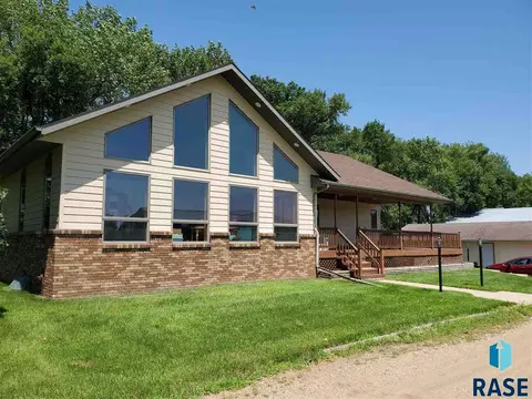 23766 Sd Hwy 19, Madison, SD 57042 photo 1