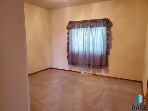 23766 Sd Hwy 19, Madison, SD 57042 photo 18