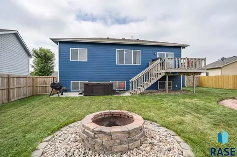 1304 W Creekside Dr, Brandon, SD 57005 photo 26