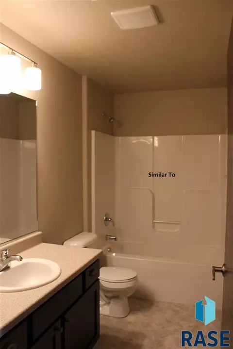 6219 W Maxwell Pl, Sioux Falls, SD 57107 photo 11