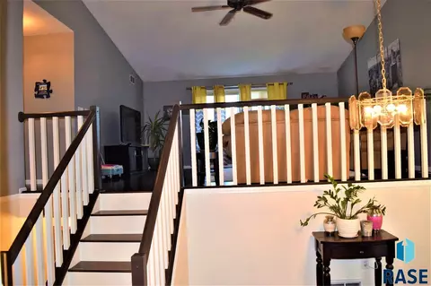 1509 E 56th St, Sioux Falls, SD 57103 photo 4