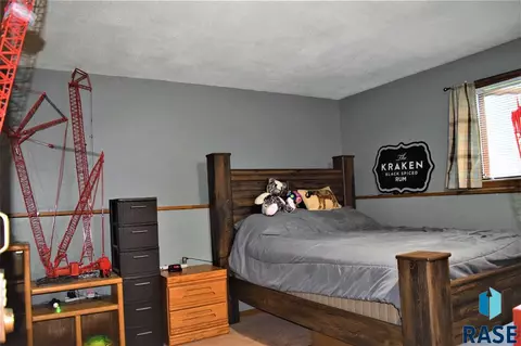 1509 E 56th St, Sioux Falls, SD 57103 photo 11