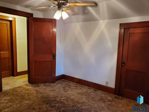 204 E 1st St, Marion, SD 57043 photo 13