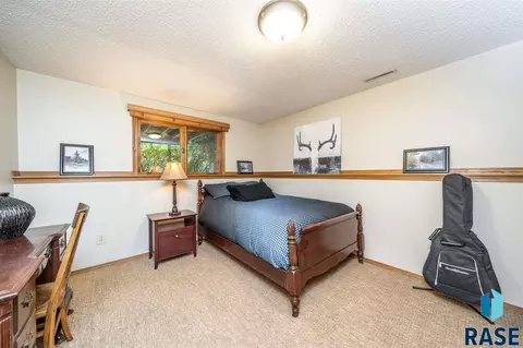 3405 E Micah Ln, Sioux Falls, SD 57103 photo 21