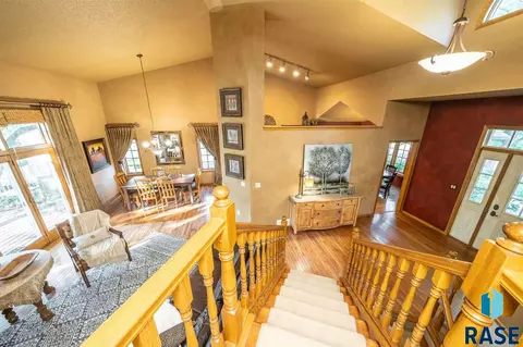 3405 E Micah Ln, Sioux Falls, SD 57103 photo 6