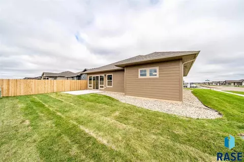 3625 E Prairie Wind St, Sioux Falls, SD 57108 photo 29