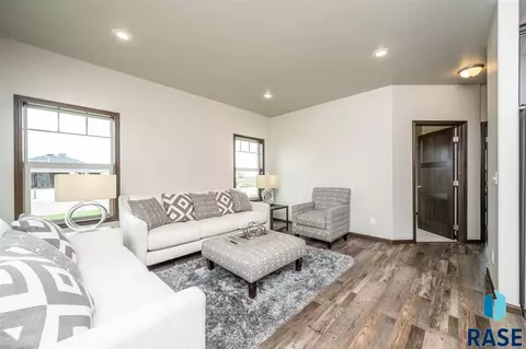 3625 E Prairie Wind St, Sioux Falls, SD 57108 photo 10