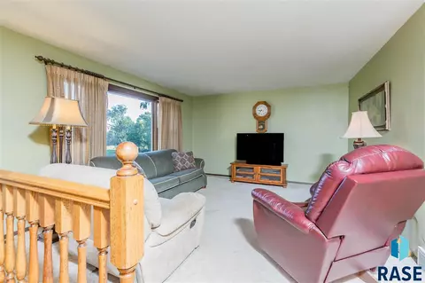 28903 449th Ave, Viborg, SD 57070 photo 2