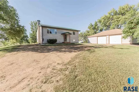 28903 449th Ave, Viborg, SD 57070 photo 1