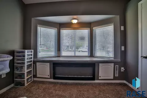 307 N Washington Ave, Viborg, SD 57070 photo 10