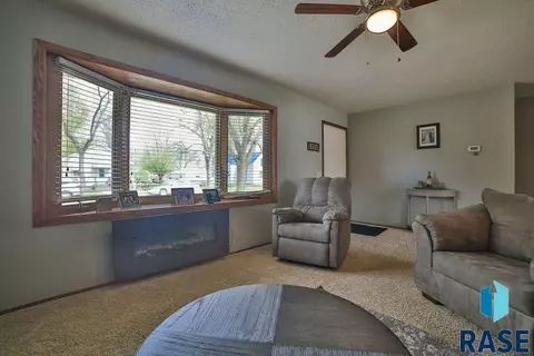 307 N Washington Ave, Viborg, SD 57070 photo 22