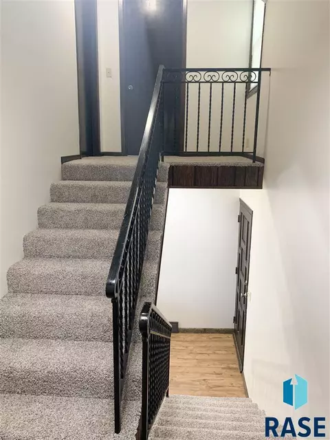 47168 245th St, Dell Rapids, SD 57022 photo 15
