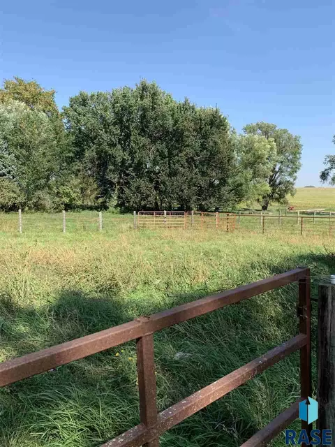 47168 245th St, Dell Rapids, SD 57022 photo 29