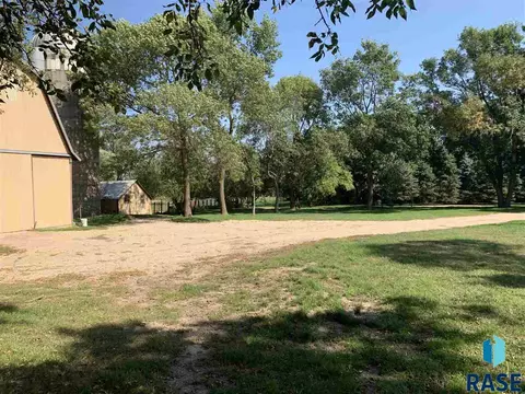 47168 245th St, Dell Rapids, SD 57022 photo 28