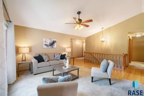 3201 Micah Ln, Sioux Falls, SD 57103 photo 7