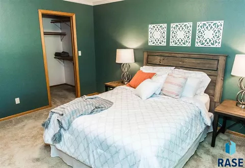 3201 Micah Ln, Sioux Falls, SD 57103 photo 21
