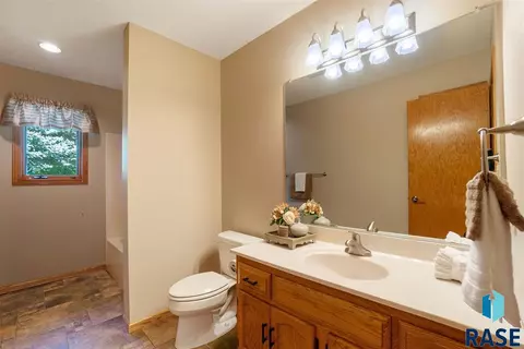 3201 Micah Ln, Sioux Falls, SD 57103 photo 15