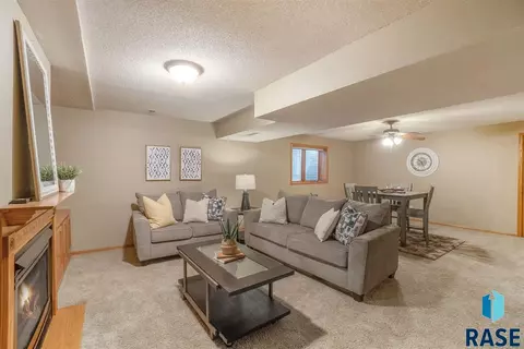 3201 Micah Ln, Sioux Falls, SD 57103 photo 24