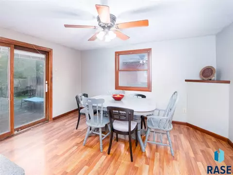 1609 S Bahnson Ave, Sioux Falls, SD 57103 photo 8
