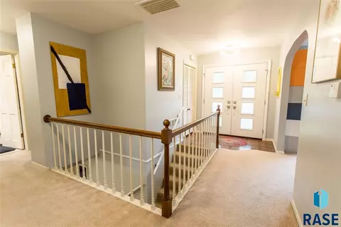 1300 E Otonka Trl, Sioux Falls, SD 57103 photo 24