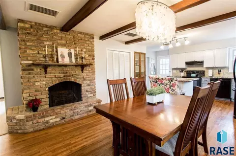 1300 E Otonka Trl, Sioux Falls, SD 57103 photo 14