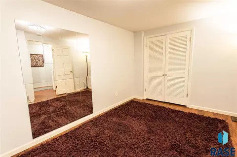1300 E Otonka Trl, Sioux Falls, SD 57103 photo 26