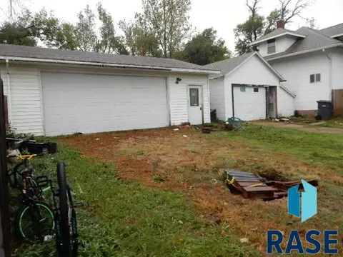 400 E Wall St, Jasper, MN 56144 photo 2