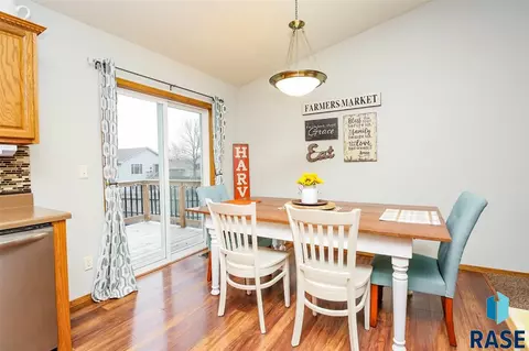 5612 S Cain Ave, Sioux Falls, SD 57106 photo 9