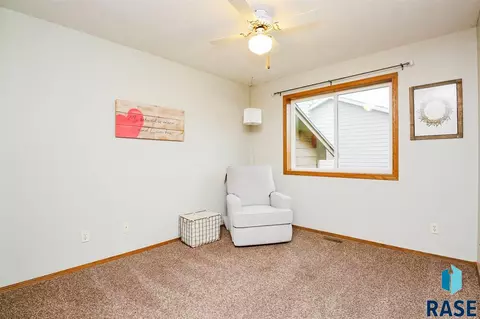 5612 S Cain Ave, Sioux Falls, SD 57106 photo 15