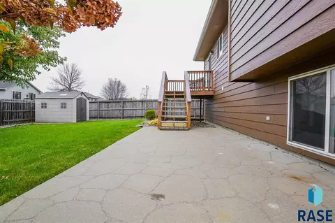 5612 S Cain Ave, Sioux Falls, SD 57106 photo 26