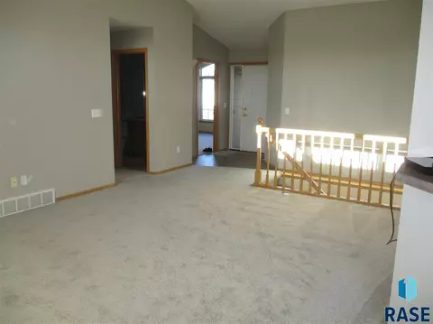 4608 S Key Ave, Sioux Falls, SD 57106 photo 6