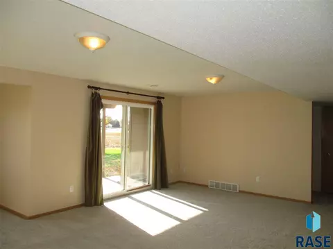 4608 S Key Ave, Sioux Falls, SD 57106 photo 24