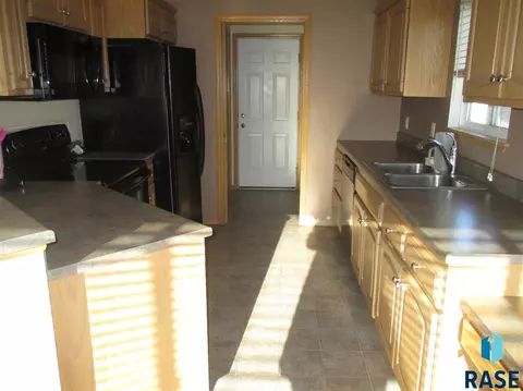 4608 S Key Ave, Sioux Falls, SD 57106 photo 13