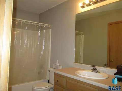 4608 S Key Ave, Sioux Falls, SD 57106 photo 21