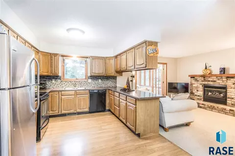 705 E Sandpiper Trl, Sioux Falls, SD 57108 photo 8