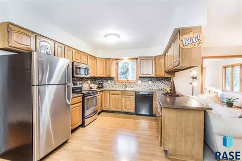705 E Sandpiper Trl, Sioux Falls, SD 57108 photo 7