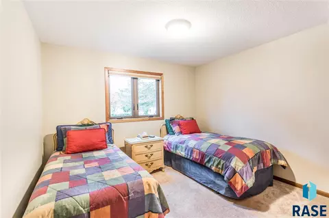 705 E Sandpiper Trl, Sioux Falls, SD 57108 photo 14