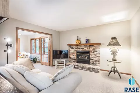 705 E Sandpiper Trl, Sioux Falls, SD 57108 photo 10