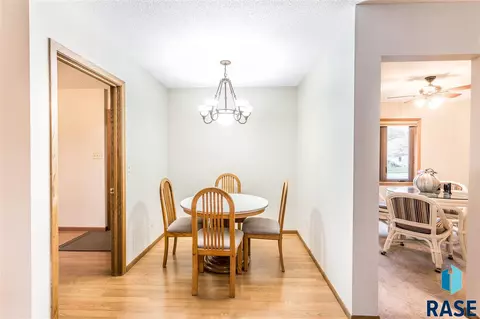 705 E Sandpiper Trl, Sioux Falls, SD 57108 photo 9