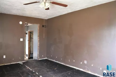 47443 258th St, Renner, SD 57055 photo 10