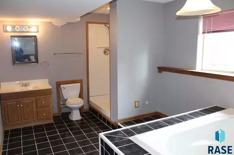 600 N Poplar Ave, Tea, SD 57064 photo 22