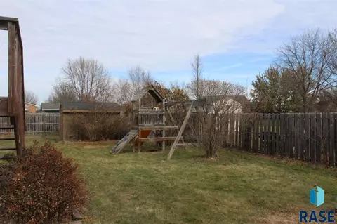 600 N Poplar Ave, Tea, SD 57064 photo 28